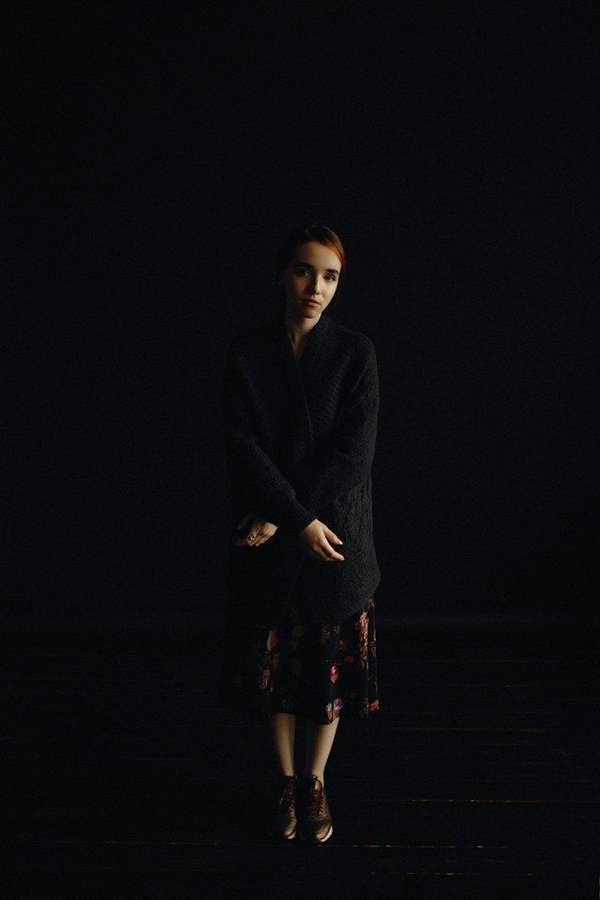 The secret to pulling off a full skirt elegantly